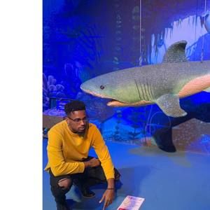 Meet your Posher, Derrion